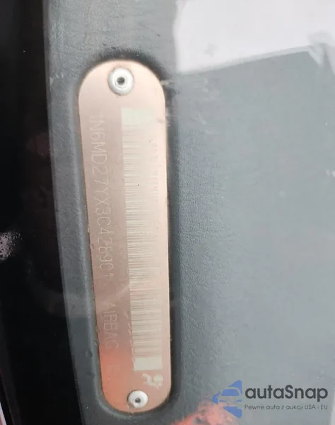 2003 Nissan Frontier Crew Cab Sc z USA, uszkodzony, nr VIN 1N6MD27YX3C428901